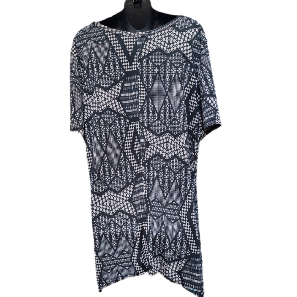 LAVISH PLUS ABSTRACT PRINT TOP SIZE 3X - Picture 3 of 5